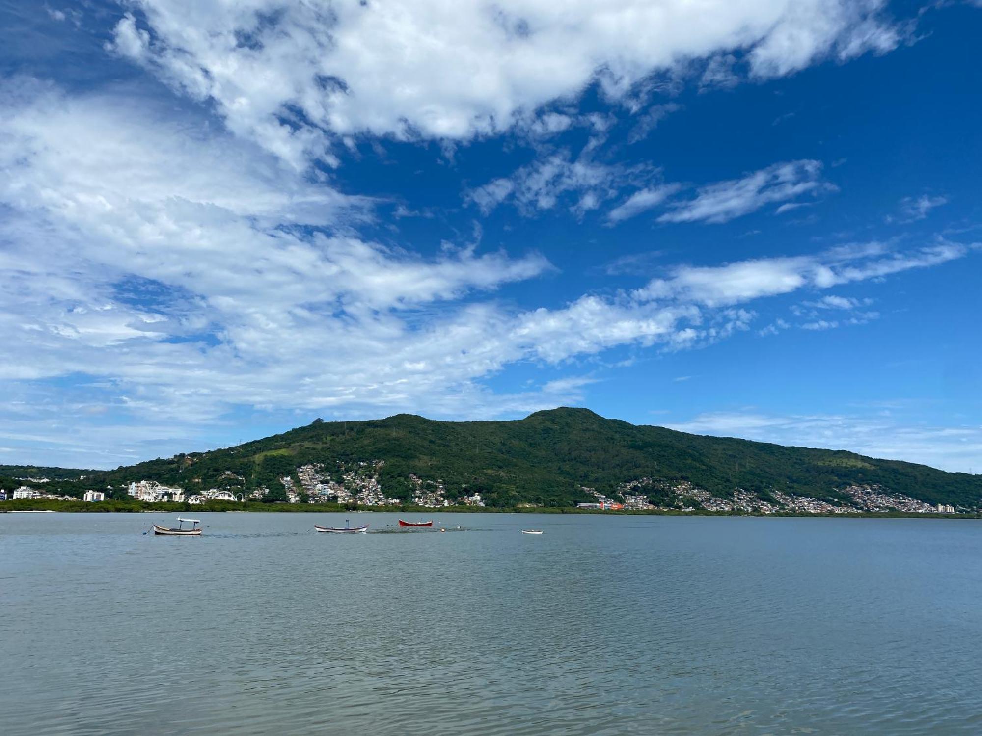 Hostel Baia Sul Apenas Para Mulheres Florianópolis Exteriör bild